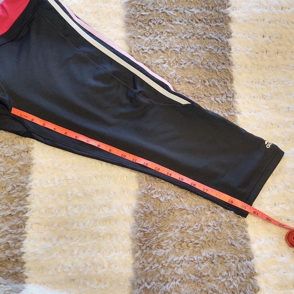 Women's adidas crop athletic leggings size Large - Picture 5 of 6